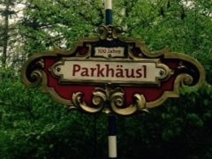 Photo: Parkhausl